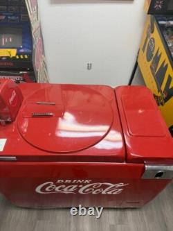 1940's Vintage Coca Cola Coke Vending Machine with cooler