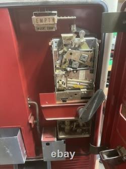 1942 vintage Coca-Cola machine