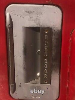 1949 Vendo F39b5 Coke Machine