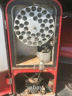 1949 Vendo F39b5 Coke Machine