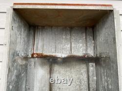 1950 CAVALIER C-51 COCA-COLA MACHINE PARTS Main Shell Compartment Liner