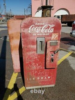 1950 Vendo 39 Coke Machine