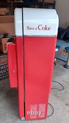 1950's Coca Cola Vendo 81 D Coke Machine Works