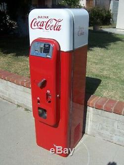 1950's Coke Machine Vendo 44 Unique Can Rack VMC Coca Cola 81