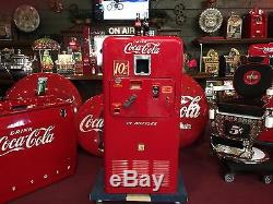 1950's Coke Vending Machine UNRESTORED ORIGINAL Vendorlator VMC 33 Watch Video