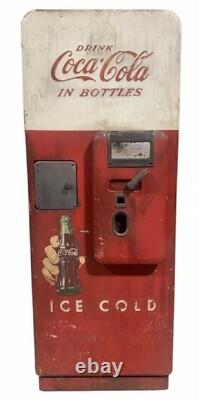 1950's Original Cavalier C-51 Coca-Cola Soda Vending Machine
