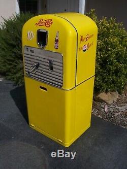 1950's Pepsi Cola Restored Vending Machine VMC 27 Complete & Working Vendo