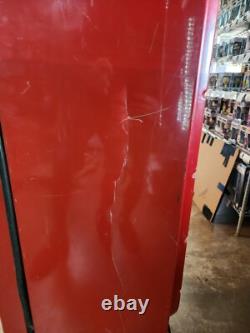 1950's Vendo 81 Coca Cola Machine