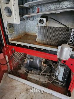 1950's Vendo 81 Coca Cola Machine