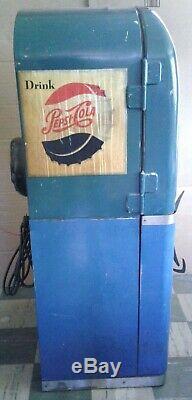 1950's Vendorlator VMC PC27B Pepsi Soda Machine With Enclosed Stand Works