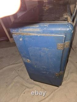 1950s 7-Up Soda Vending Machine Ideal Chest Cooler Vintage Coin Op 37
