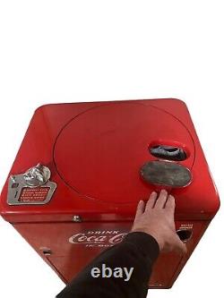 1950s Coca Cola Vending Machin A23E Vendo Spin Top coin op vintage coke