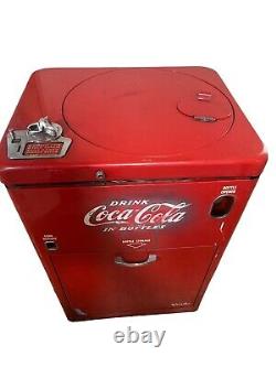 1950s Coca Cola Vending Machin A23E Vendo Spin Top coin op vintage coke