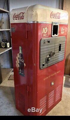1950s Era VMC Stand Up Coca-Cola Coke Vending Machine Model 27A