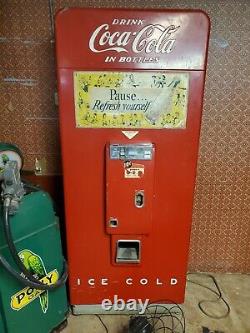 1950s Vendo Coca-Cola Coke Machine