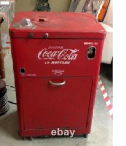 1950s Vintage Coca Cola Coke Vendo A23E Coin Op Spin Top Soda Machine