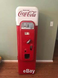 1955 VMC Vendo 44 Coke Machine Original Fully Functional