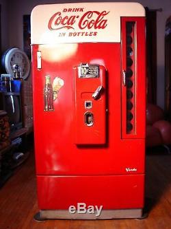 1956 Coca Cola COKE Vendo 110 (V-110) Vending Machine