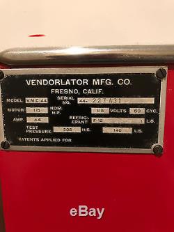 1957 VMC44 Vendorlator 10 cent Coke Vending Machine