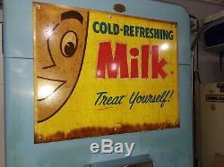 1958 Vendo Coke Milk Vending Machine Very Rare Nice Origional