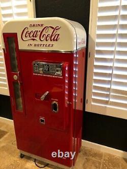 1958 vendo coke machine