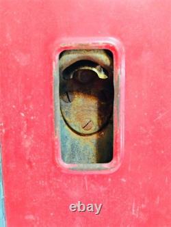 1960 Coca Cola Cavalier Vending Machine Small Door & Locking Mechanism CS-64-C