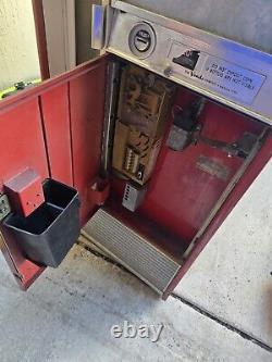 1960 VINTAGE COCA-COLA BOTTLE 10 Cent VENDING MACHINE