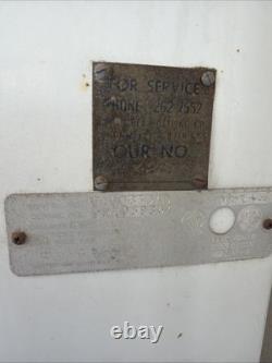 1960 VINTAGE COCA-COLA BOTTLE 10 Cent VENDING MACHINE