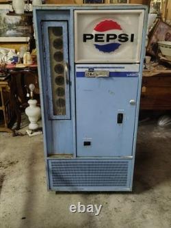 1960 Vintage Pepsi Vending Machine