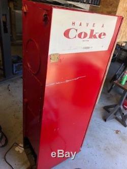 1963 Cavalier Cs-55e Vintage Coca-cola Vending Machine