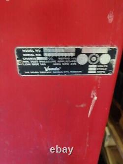 1968 Vintage Bottle Coke Machine. Very Rare Model Find! Vendo V 125A. 8oz Bottle