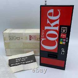 1980's Coca-Cola Vending Machine AM/FM radio New in Original Box