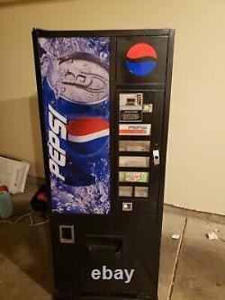 1984 Vintage Pepsi-Branded Vending Machine