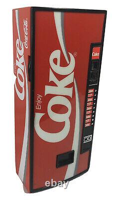 1987 Radio COKE Coca-Cola Vending Machine Novelty Transistor Hong Kong AM/FM