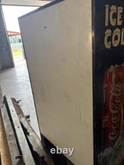 1995 VTG Coin Only Coca-Cola Soda Vending Machine with LED Display