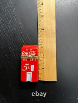 1998 Coca Cola Vending Machine Porcelain Hinged Box by Artoria N. 40 T. G