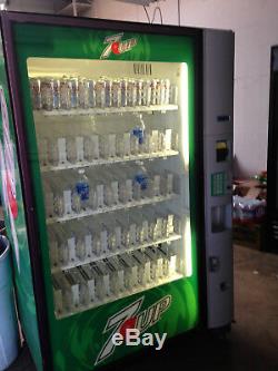 7 UP Dixie Narco 5800 Glass Front Soda Vending Machine With Robotic Arm USA Made