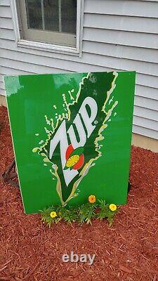 7 Up Soda Plexiglass Vending Machine Front Panel Sign! 39 x 31 COOL