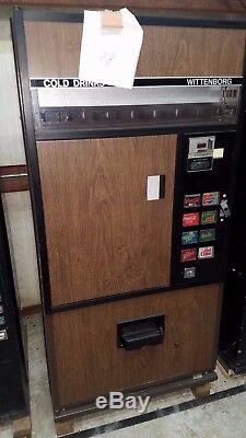 $795 Soda Machines Drink Machines Takes Bill/coins, Cans Only30 Day Warranty