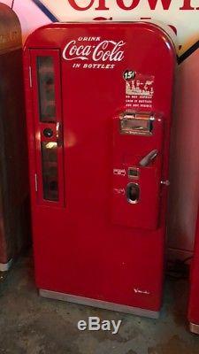 All Original Vendo 81 A Coca Cola machine Beautiful condition WILL SHIP