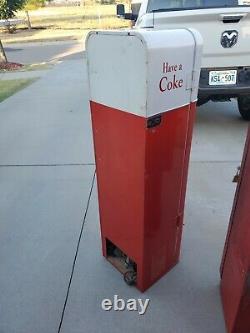 Antique 1950 Authentic Small Coca-cola Vending Machine Vmc-44 Pick Up Only