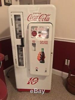 Antique Coke Machine-BEAUTIFUL