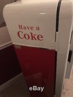 Antique Coke Machine-BEAUTIFUL