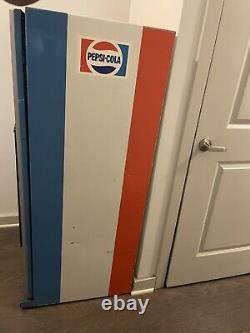 Antique Pepsi-Cola machine