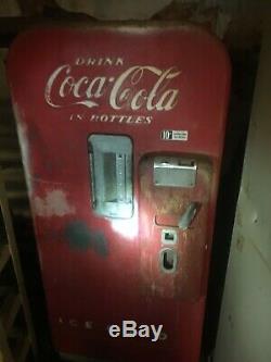 Antique vintage Coke Coca Cola 10 cent bottle vending machine
