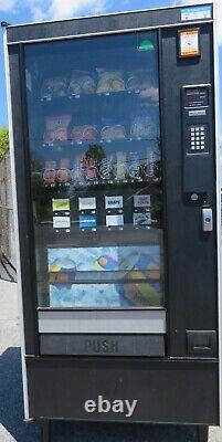 Automatic Products Studio5 Combination Snack/Soda Vending Machine