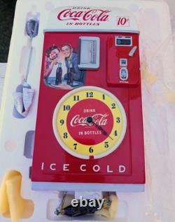 COCA-COLA Time For Refreshment Vending Machine Cuckoo Clock Bradford Exchange