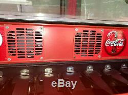 COCA-COLA vending machine