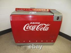 COKE MACHINE COCA COLA COOLER Original Finish. Nice to see old paint 1950's