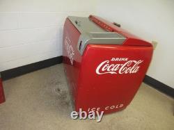 COKE MACHINE COCA COLA COOLER Original Finish. Nice to see old paint 1950's